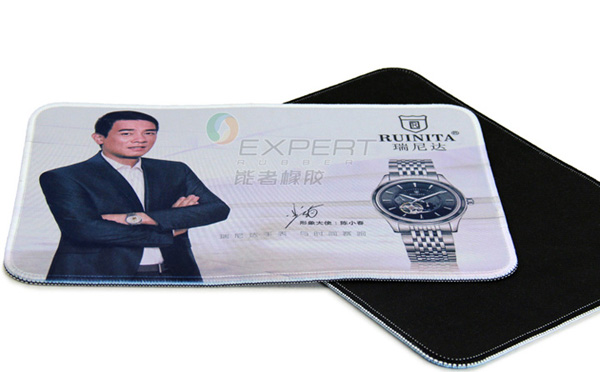 橡膠布面鼠標(biāo)墊 橡膠布面鼠標(biāo)墊
