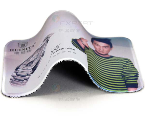 廣告鼠標墊的優(yōu)點 廣告鼠標墊的優(yōu)點