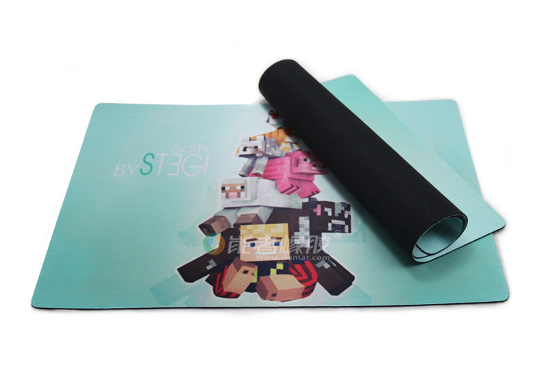 布織布小黃人鼠標(biāo)墊de生產(chǎn)廠家在哪里？