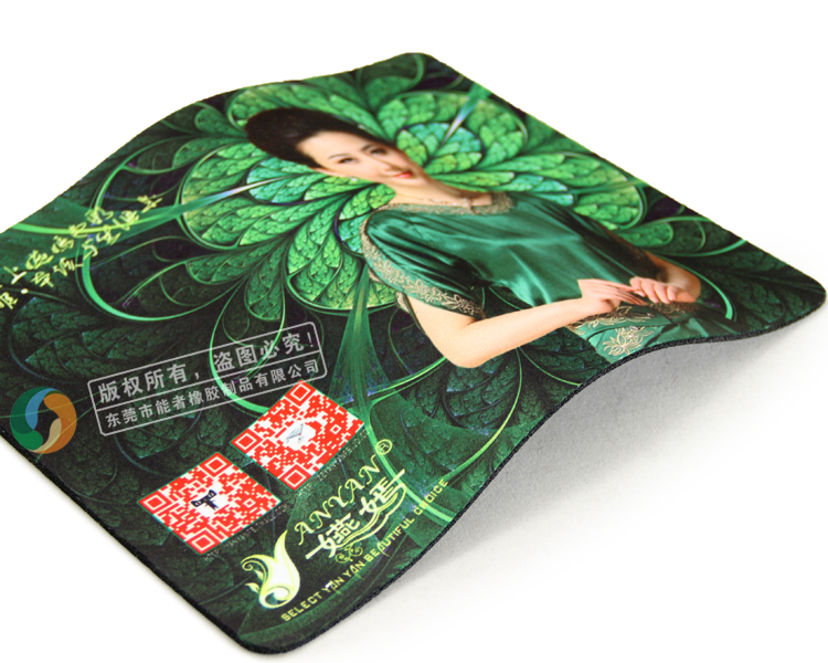 天貓商城嬿嫣服飾鼠標(biāo)墊 天貓商城嬿嫣服飾鼠標(biāo)墊